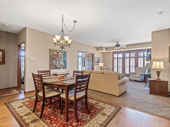 4th image of 150 E Travelers Trl APT 202