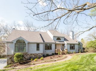 1047 Squire Cheyney Dr, West Chester, PA 19382