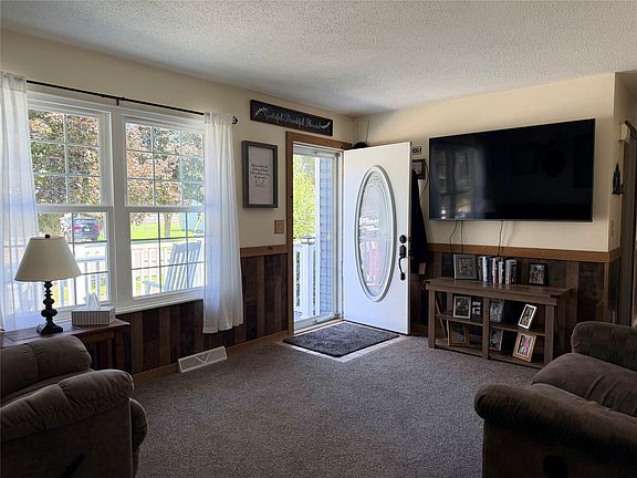 2nd image of 147 Hemlock Dr