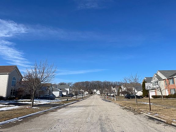 5th image of 2140 W Meadowview Dr