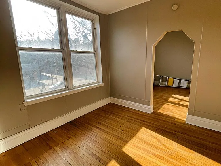 1450 W Chicago Ave #2 — Photo 17