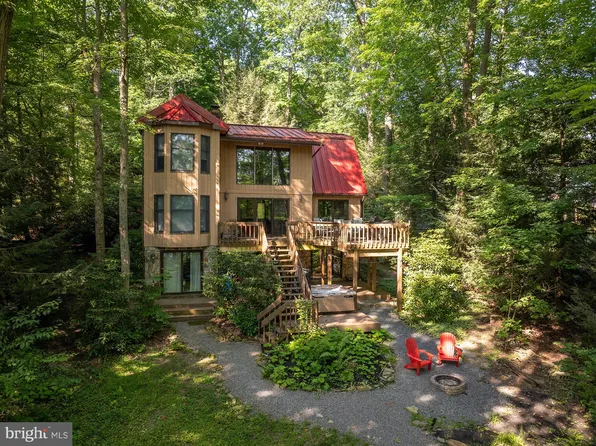 483 Skippers Point Rd, Oakland, MD 21550