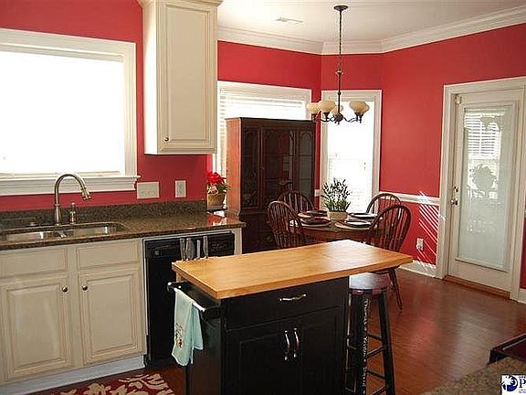 5th image of 2125 Waverly Woods Dr