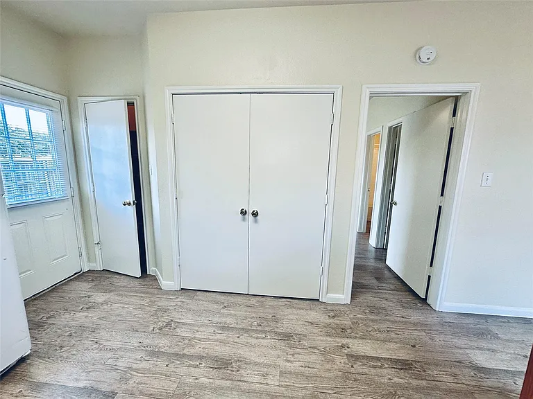 2873 Southampton Way #B — Photo 18