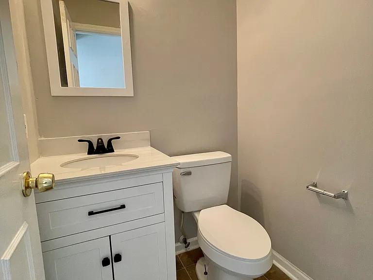 4291 Grogan half bath_03022022