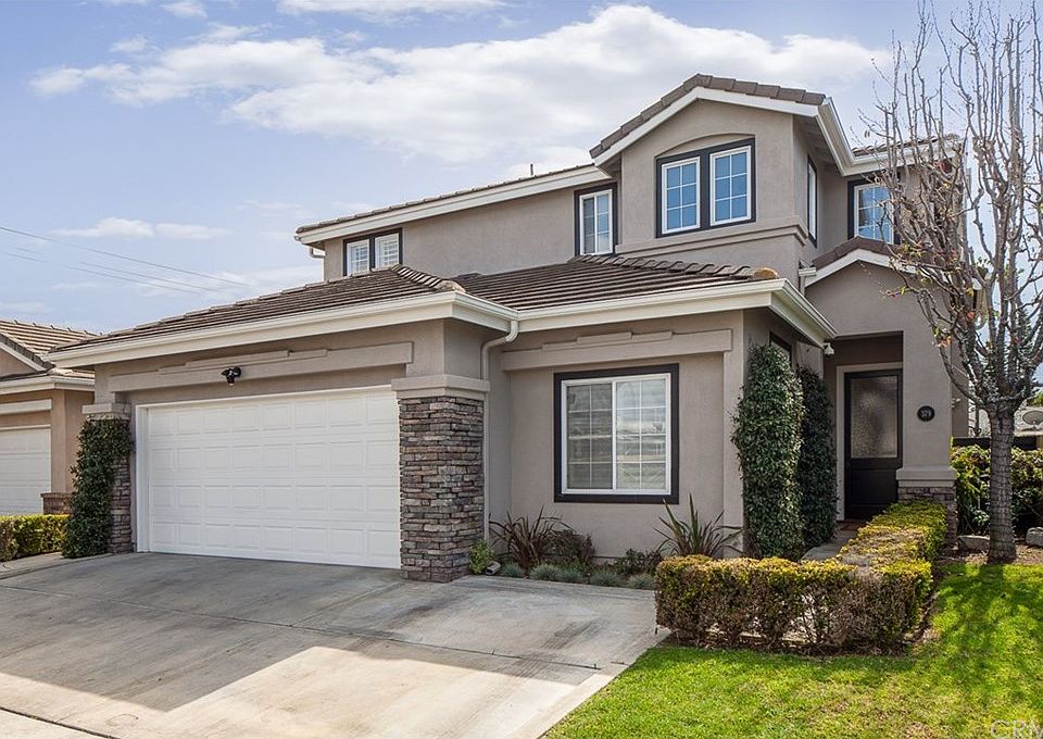 1st image of 379 E 21st St