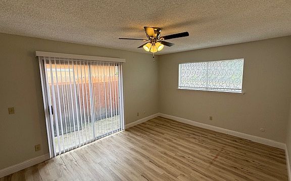 5th image of 4517 N Sharon Ave APT 101