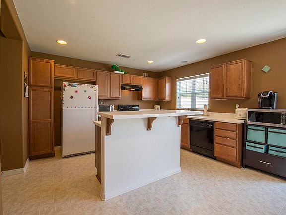 4th image of 3059 Brianna Ave