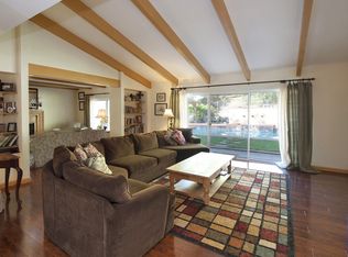 22865 Sparrowdell Dr, Calabasas, CA 91302