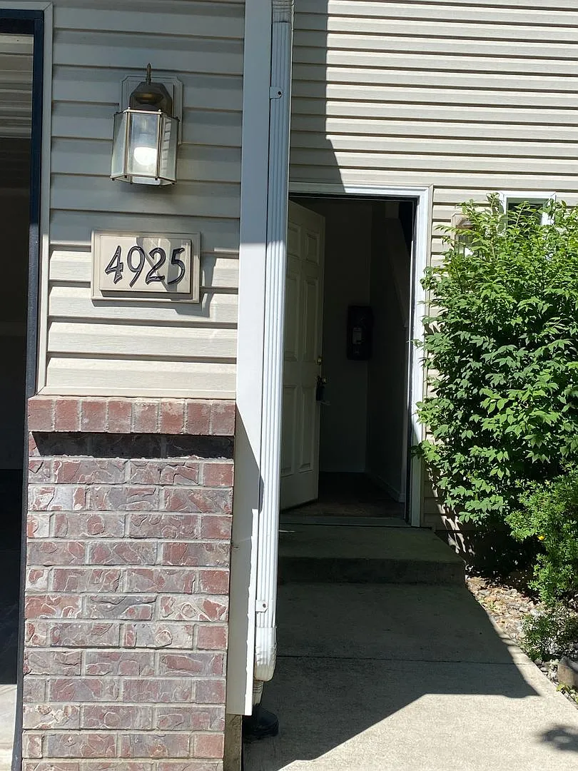 Hidden Gardens Townhome — Photo 2