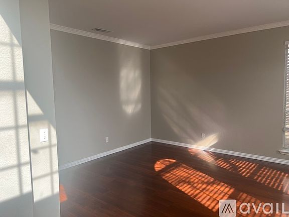 2nd image of 9900 Preston Vineyard Dr
