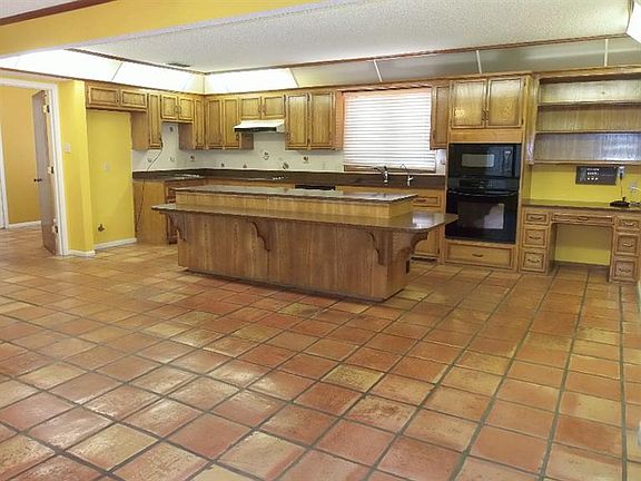 5th image of 9607 Toledo Ave