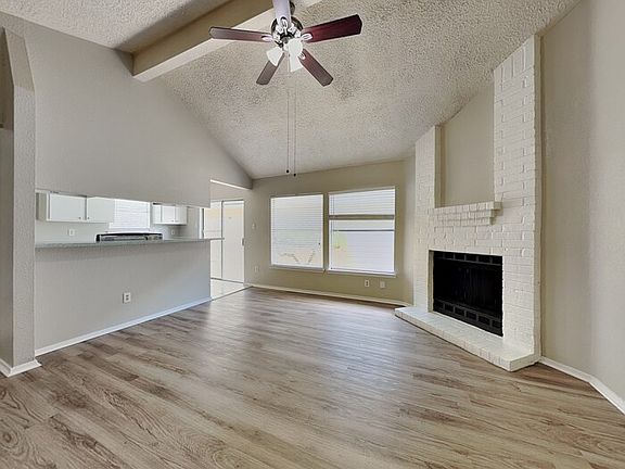 4th image of 9326 Golden Sunshine Dr