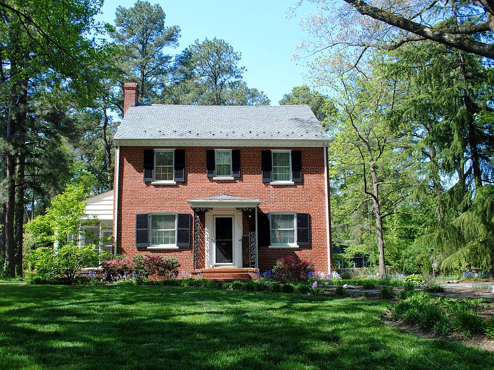 2nd image of 5903 S Crestwood Ave