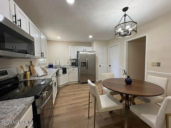 5th image of 1614 PONDEROSA PINE Drive E