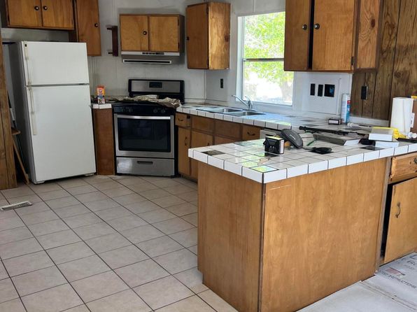 las-cruces-new-mexico-2062632538 picture