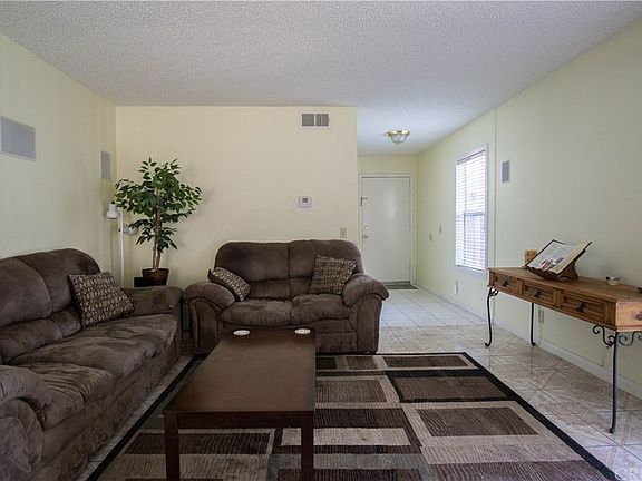 2nd image of 12333 Hilldale Ct
