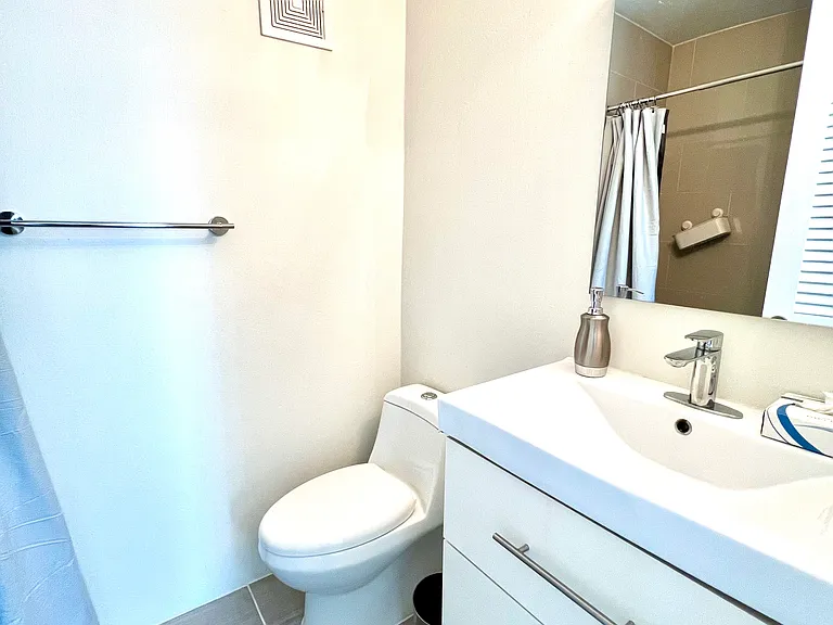 651 Avenue Manuel Fernandez Juncos — Photo 11