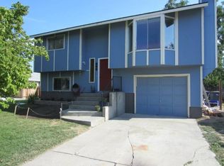 805 W 43rd Ave, Kennewick, WA 99337