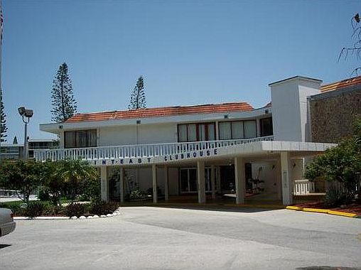 5th image of 3020 Marcos Dr #114