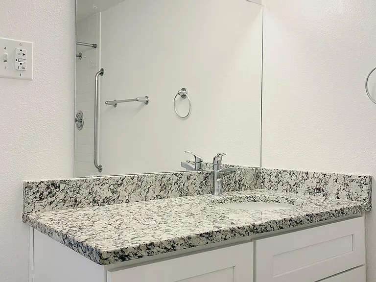 610 S Clinton St #4C — Photo 13