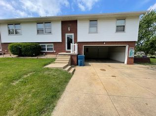 2647 & 2651 Vanderhoof Rd #2647, Barberton, OH 44203