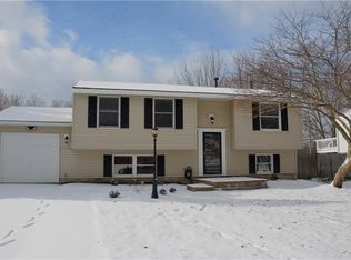 8356 Azimuth Dr, Baldwinsville, NY 13027