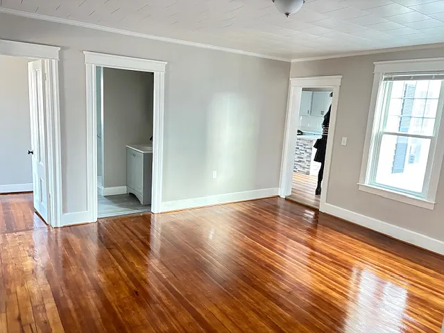 936 S Main St #2 — Photo 12