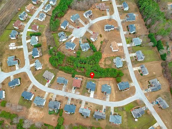 5th image of 41 Courtneys Ln