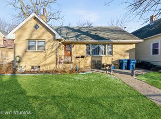 1429 Victoria Ave, North Chicago, IL 60064
