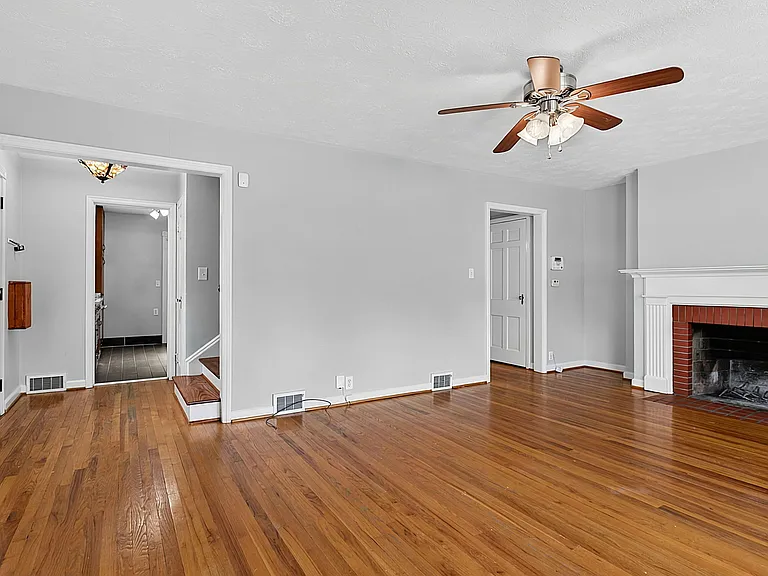 5661 N Illinois St #5661 — Photo 7
