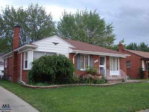 2nd image of 28612 Bohn St