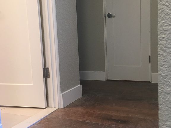 4th image of 836 N Dexter St APT 303
