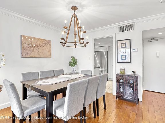 3rd image of 227 Brazilian Ave APT 3G