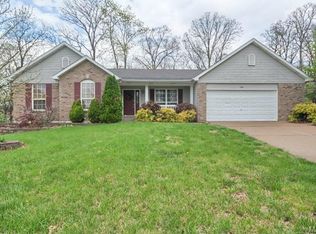 1260 Lake Canyon Vw, Fenton, MO 63026