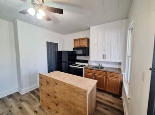 933 Linden Ave APT 2, York, PA 17404