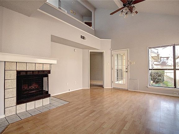 3rd image of 1805 Alameda Dr