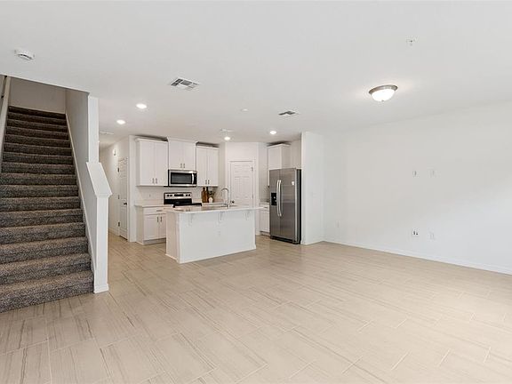5th image of 2097 Crape Jasmine Ln