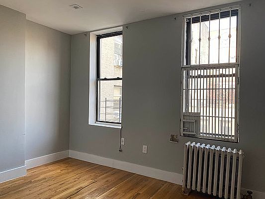 2nd image of 139 E 110th St #42A