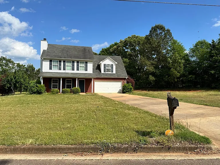 126 Potomac Dr — Photo 1