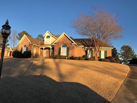 2nd image of 219 Doe Dr