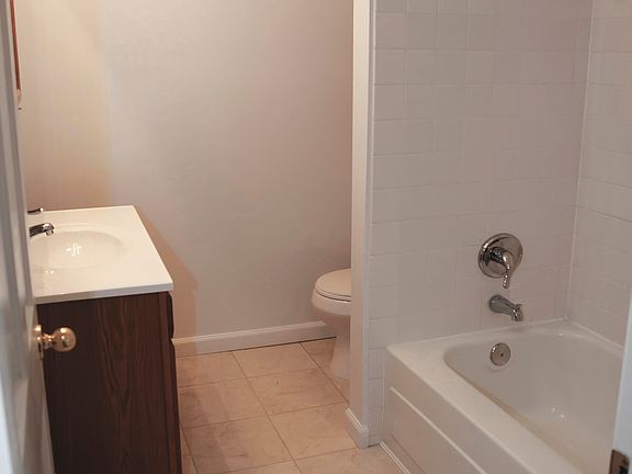 5th image of 1552 6th St