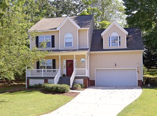 104 Wintersage Ct, Holly Springs, NC 27540