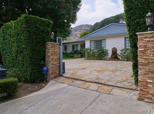 2029 Coldwater Canyon Dr, Beverly Hills, CA 90210