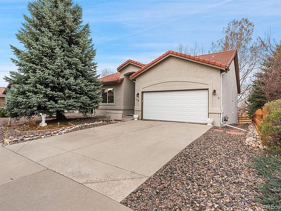 2nd image of 128 Las Lunas Street