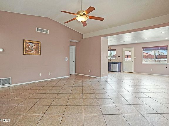3rd image of 12294 Tierra Brisa Dr