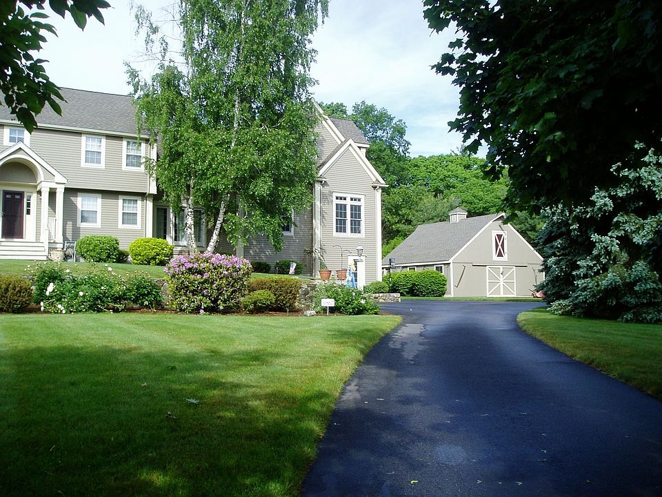 2nd image of 34 Oldfield Dr