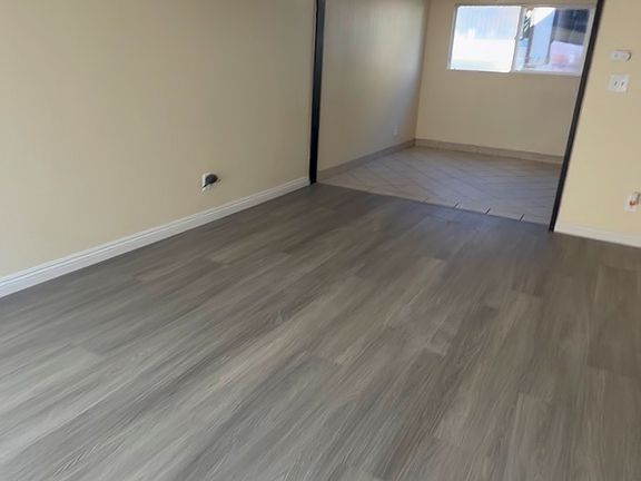 4th image of 449 Edgewood St APT 1