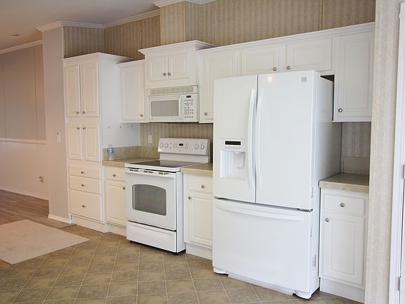 3rd image of 602 South St