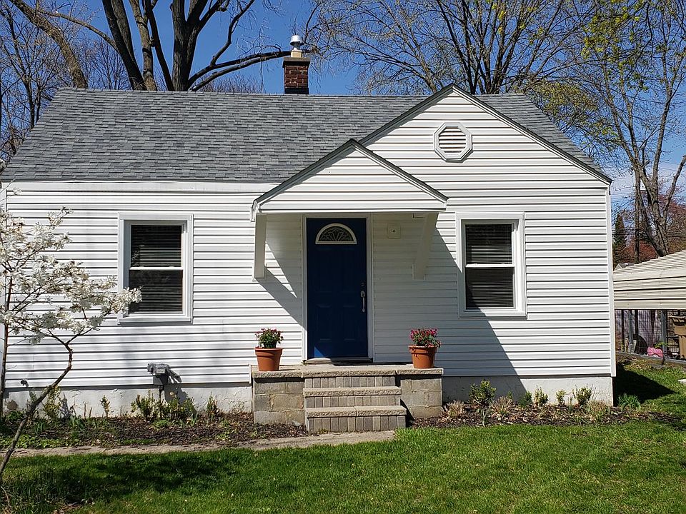 Front of home and front yard